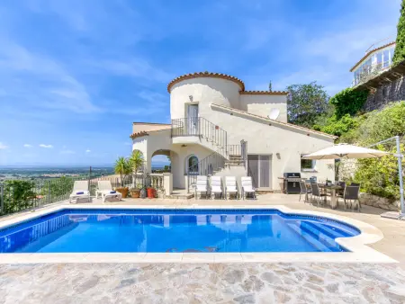 Location villa à Palau Savardera, Golden