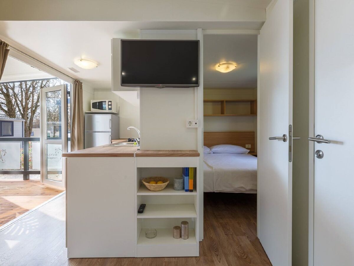 Mobil-home 3 chambres les pieds dans l'eau à Poreč - Photo 9