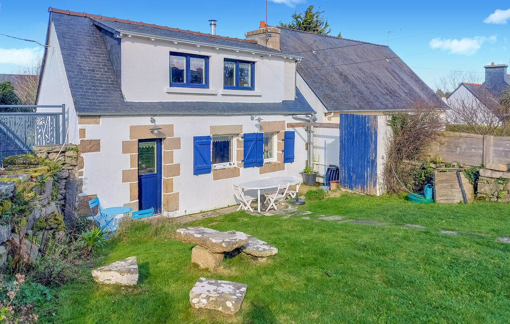 Maison bretonne en pierre à 2 km de la plage - Photo 1