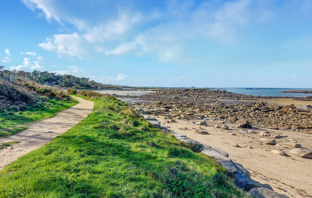 Maison bretonne en pierre à 2 km de la plage - Photo 8