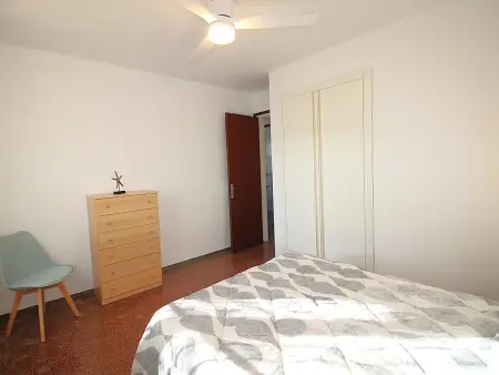 Maison individuelle spacieuse à 100m de la plage avec jardin privé et terrasses, proche du port - Photo 11