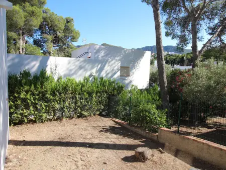 Maison individuelle spacieuse à 100m de la plage avec jardin privé et terrasses, proche du port - Photo 28