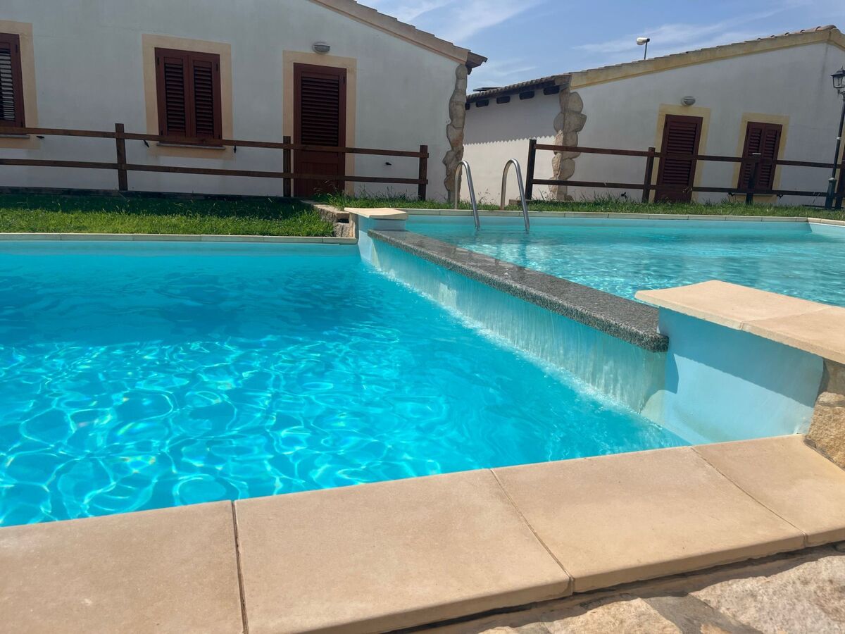 Maison Momo à Valledoria, 2 chambres avec piscine - Photo 4