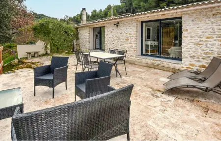 Location maison de vacances à La Roque sur Pernes