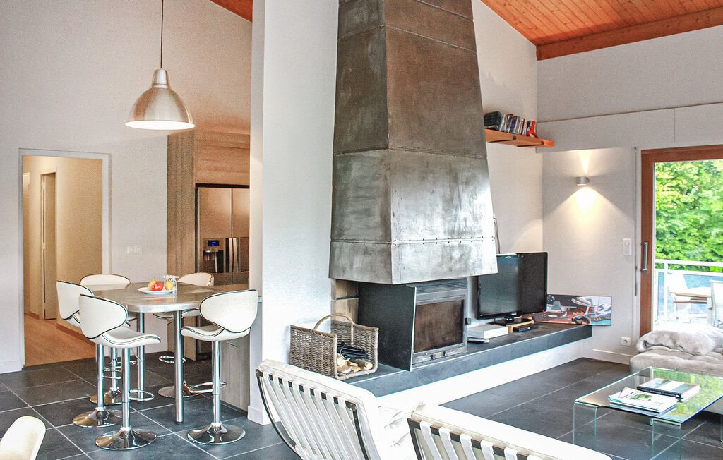 Les Dents De Lanfon – Maison 7 chambres piscine chauffée - Photo 17