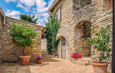 Le Mas : ferme 8 chambres avec piscine en Ardèche : photo 8