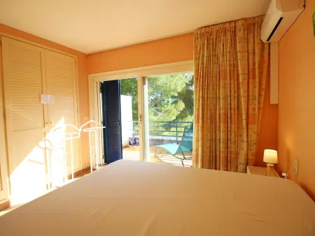 Maison bord de mer à Llançà avec accès direct à la plage, terrasses et parking. - Photo 19