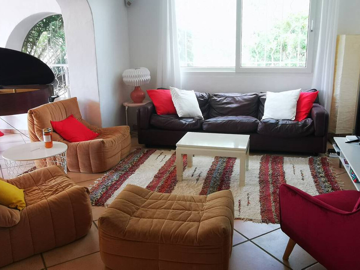 Hyères Pesquiers: Villa 5 Chambres avec Piscine et Climatisation - Photo 2