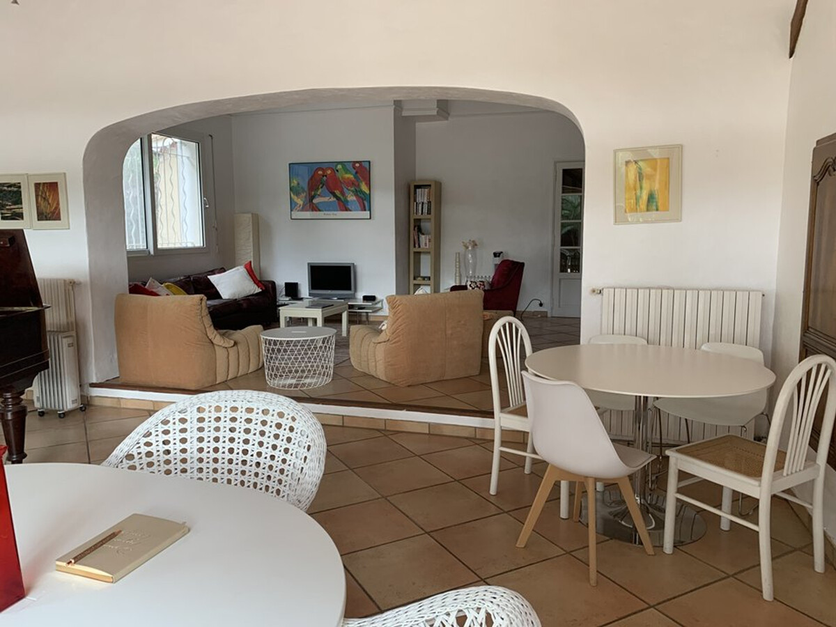 Hyères Pesquiers: Villa 5 Chambres avec Piscine et Climatisation - Photo 4