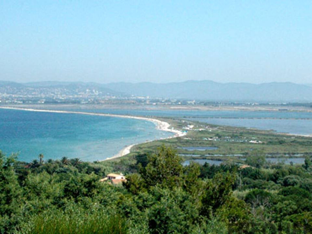 Hyères Pesquiers: Villa 5 Chambres avec Piscine et Climatisation - Photo 16