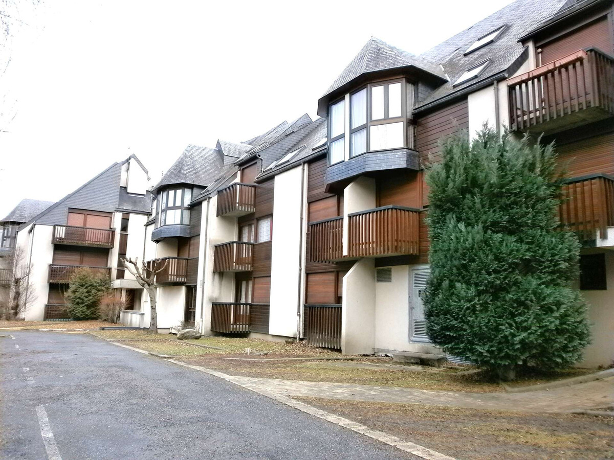 T2 cabine 4 pers à Vignec : balcon, parking, sauna & jacuzzi - Photo 10