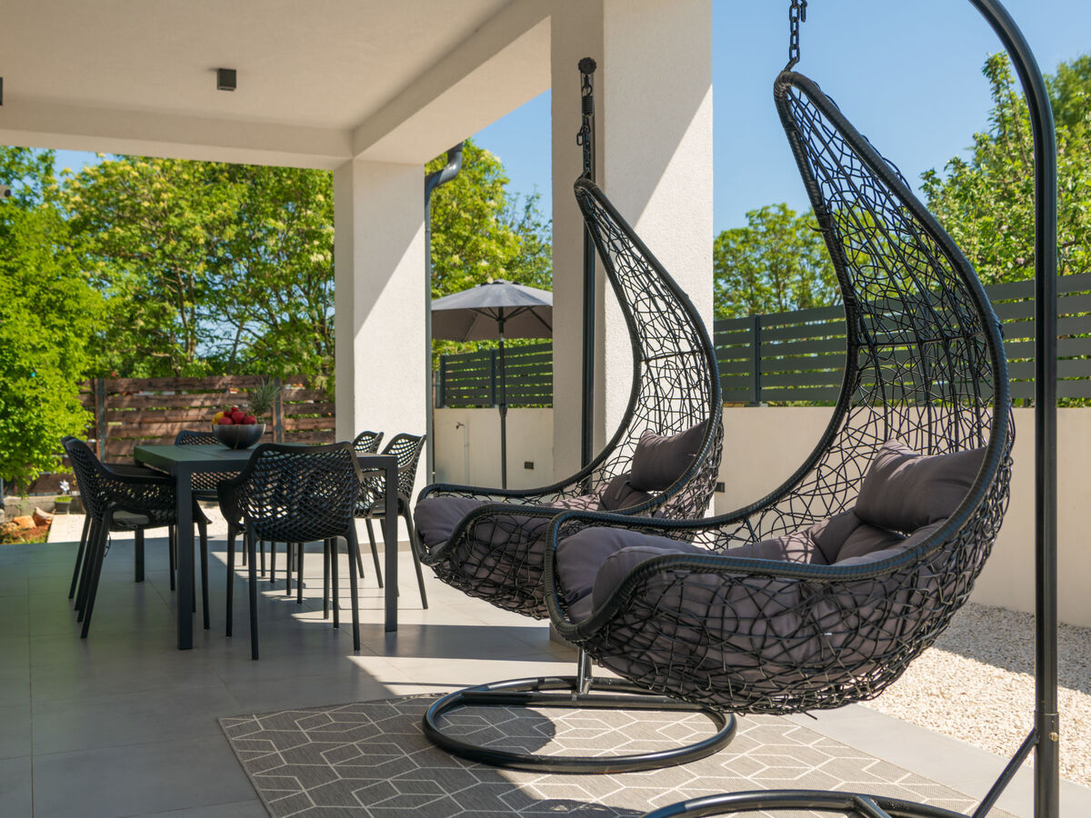Villa M avec piscine privée à Marčana, 6 personnes - Photo 2