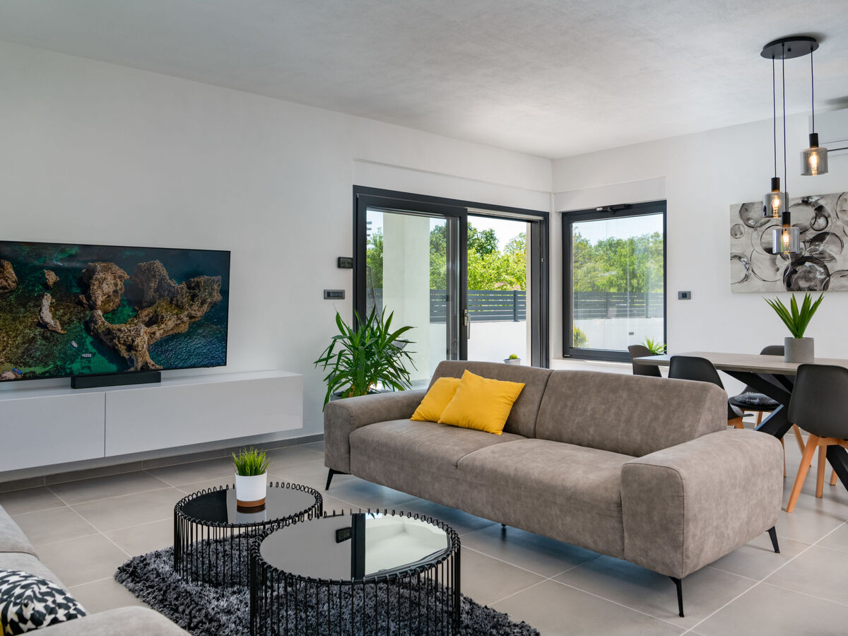 Villa M avec piscine privée à Marčana, 6 personnes - Photo 3