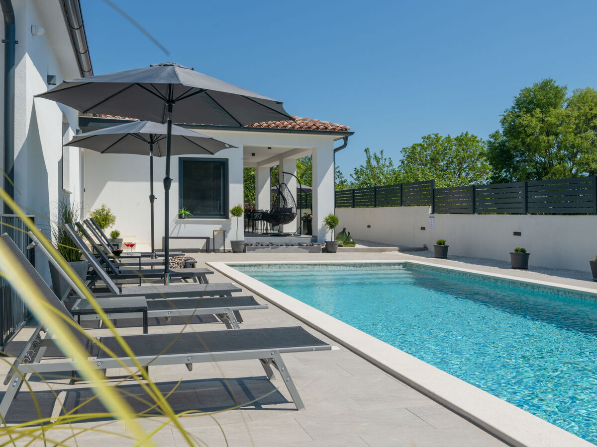 Villa M avec piscine privée à Marčana, 6 personnes - Photo 12