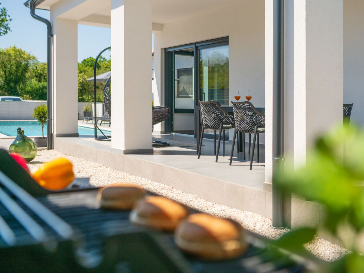 Villa M avec piscine privée à Marčana, 6 personnes - Photo 13