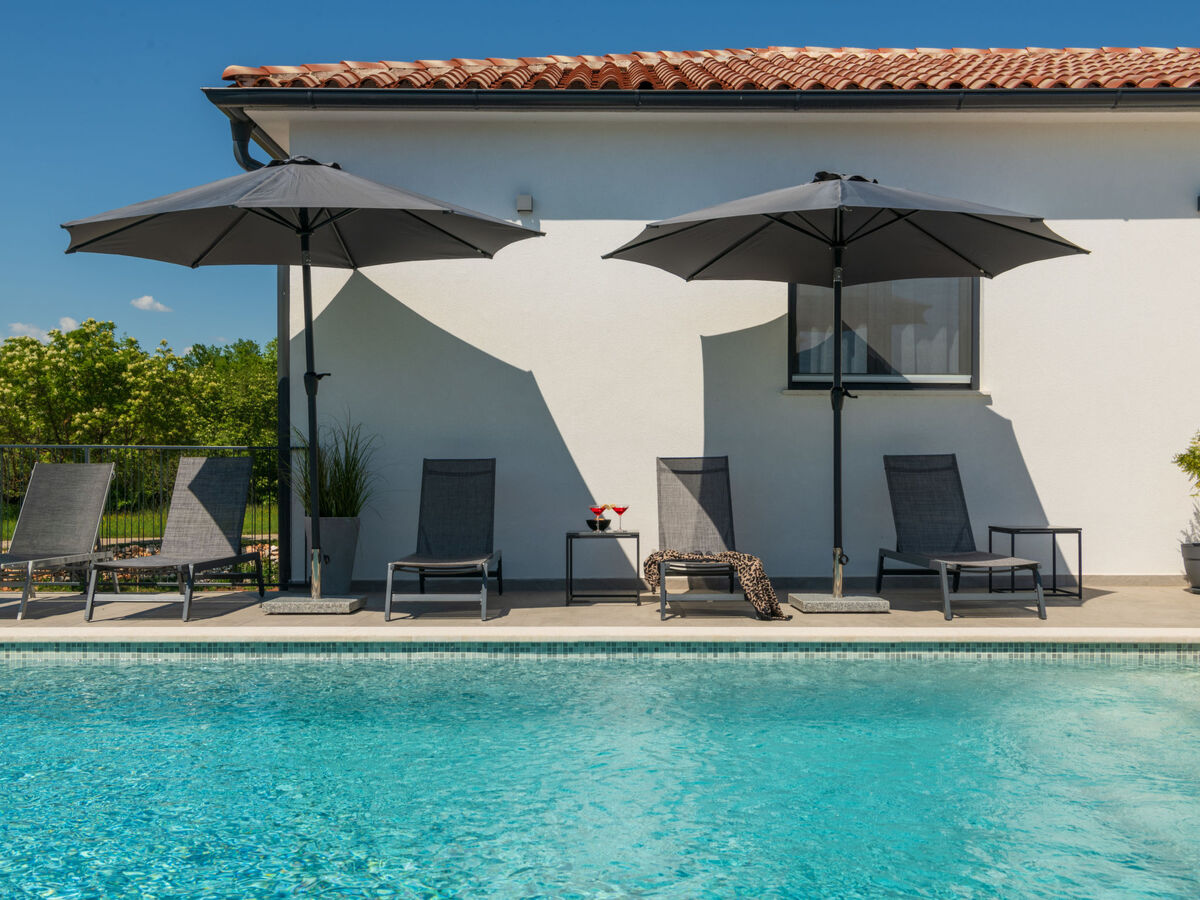 Villa M avec piscine privée à Marčana, 6 personnes - Photo 14