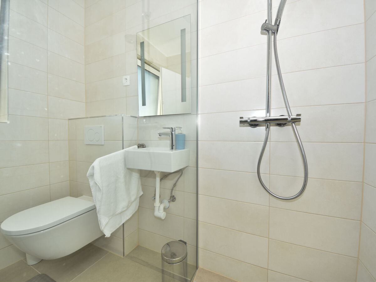 Sea side – Maison 2 étages à 30 m de la plage - Photo 11