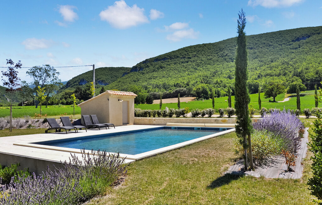 Combemont, ancienne ferme avec piscine à Souspierre - Photo 4