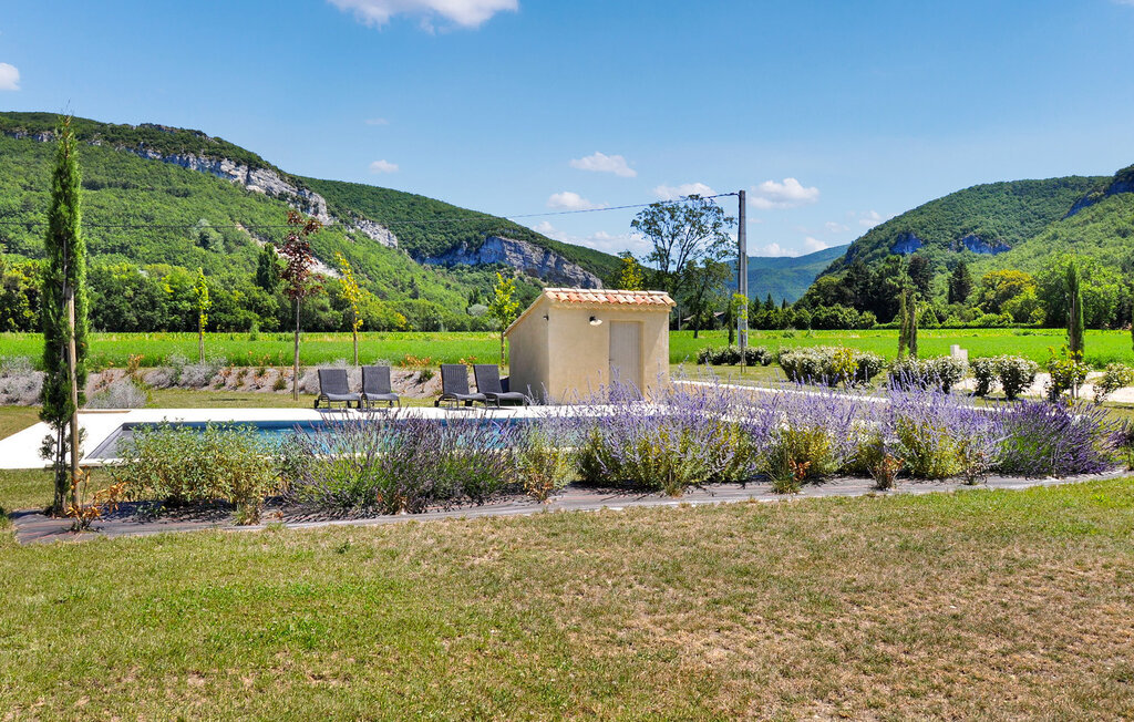Combemont, ancienne ferme avec piscine à Souspierre - Photo 7