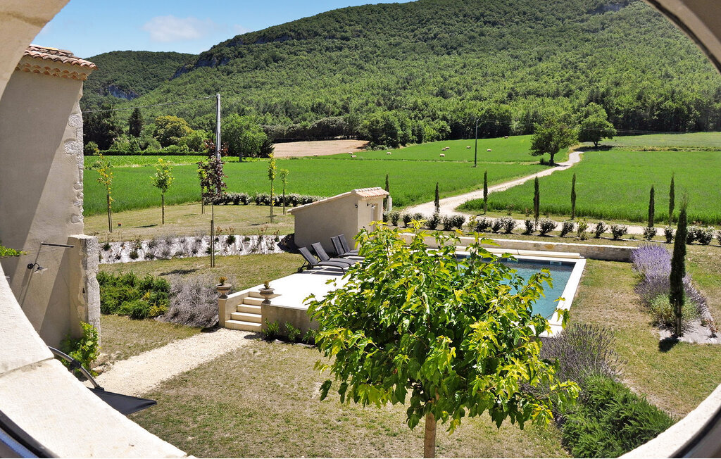 Combemont, ancienne ferme avec piscine à Souspierre - Photo 15