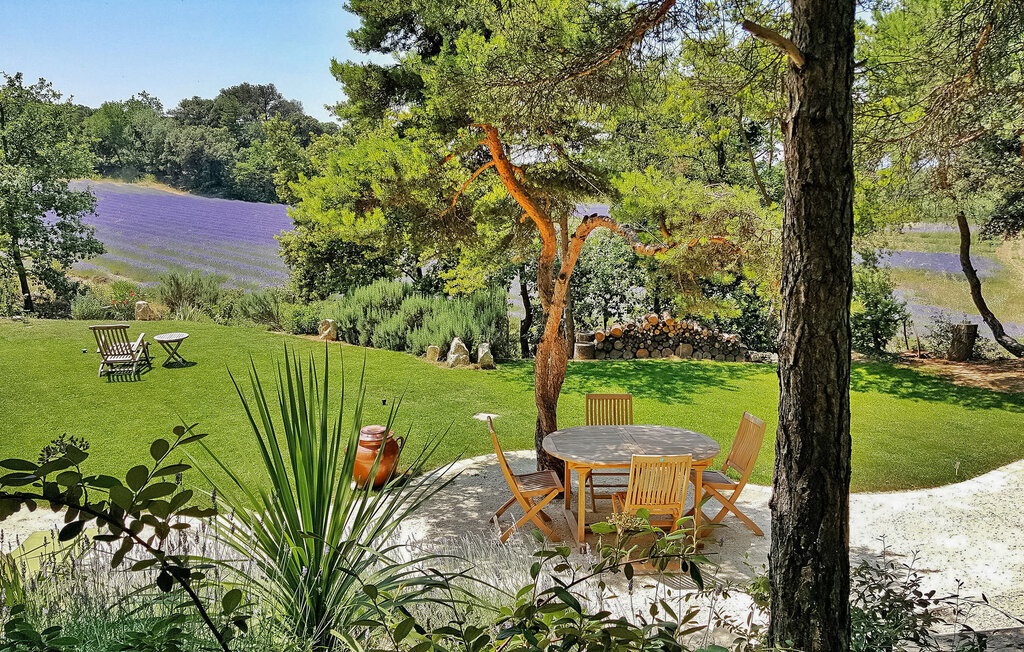Mas provençal avec piscine privée à Montbrison sur Lez - Photo 7