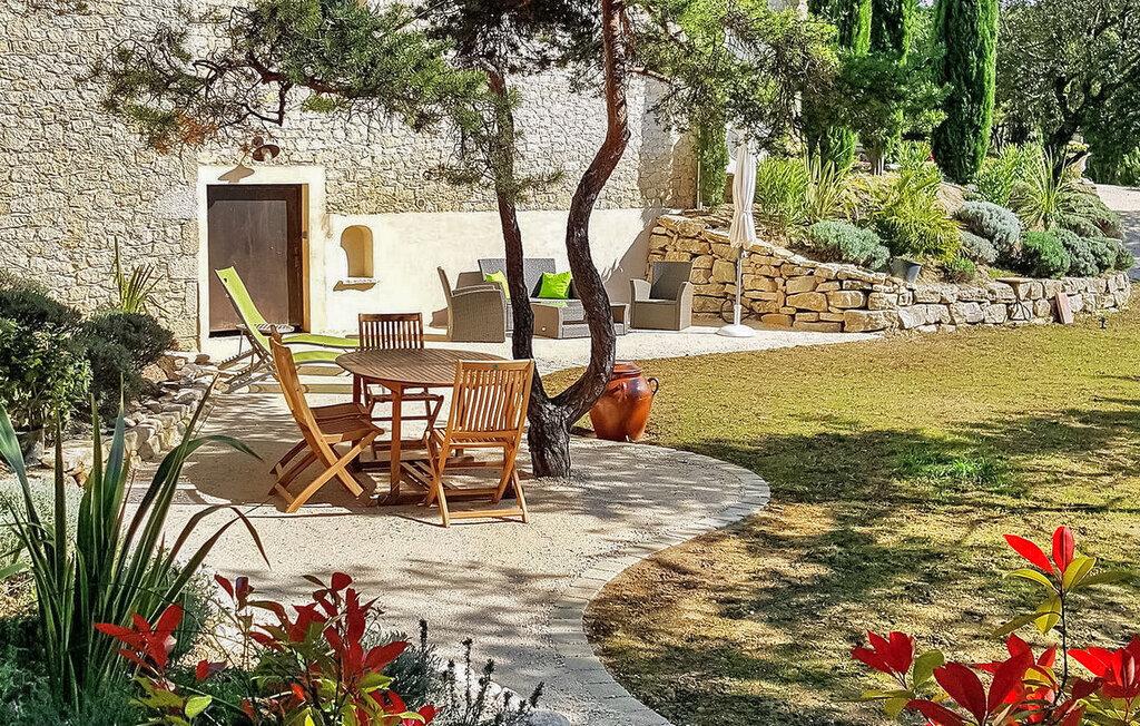 Mas provençal avec piscine privée à Montbrison sur Lez - Photo 8