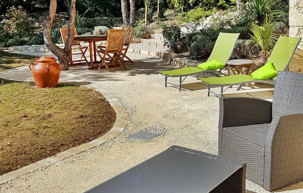 Mas provençal avec piscine privée à Montbrison sur Lez - Photo 16
