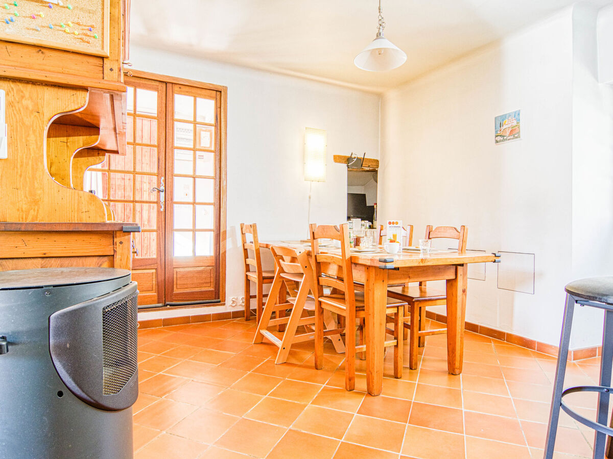 La maison aux volets bleus à Entrecasteaux - Photo 25