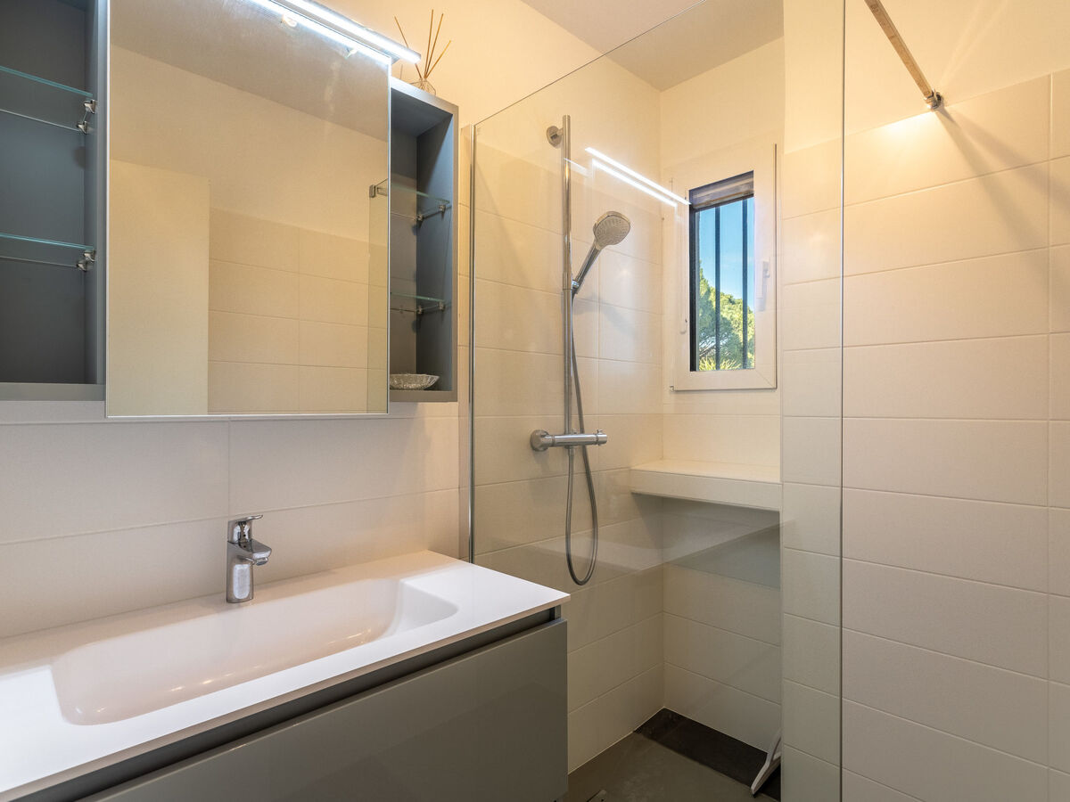 Apt 2 pièces 38 m² avec 2 terrasses au Lavandou - Photo 13