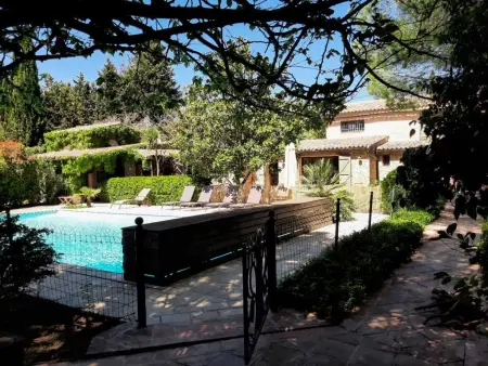 Butterfly : maison avec piscine privée et jardin clos à Lorgues : photo 31