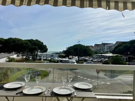 Location appartement à Royan, Appartement 3 pièces proche de la plage avec parking
