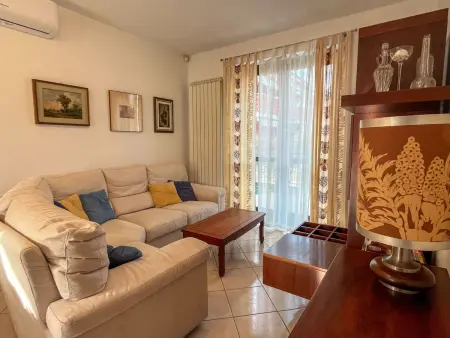 Maison Bruna à Dolcedo, 3 étages, vue mer : photo 3