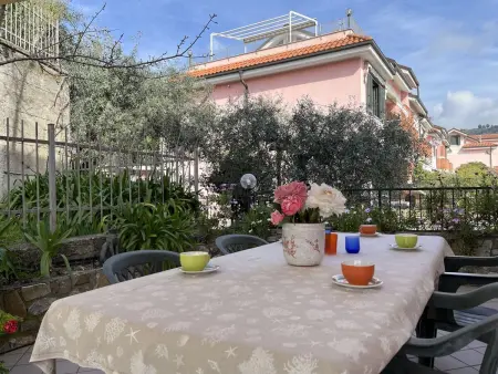 Maison Bruna à Dolcedo, 3 étages, vue mer : photo 37