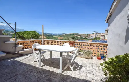 Appartement 11 personnes à Castilenti : photo 2