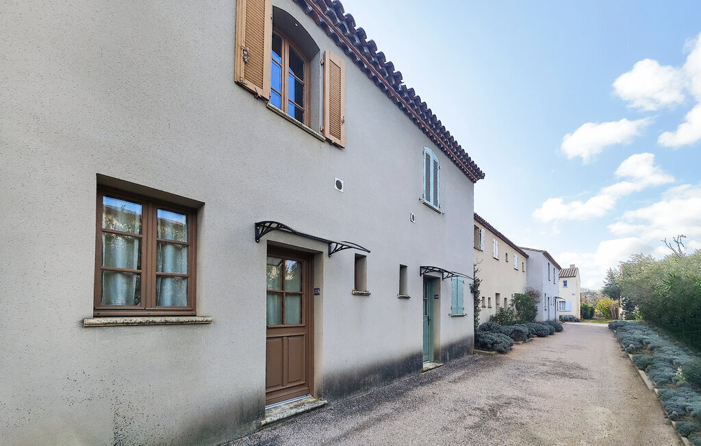 Maison 2 chambres avec terrasse à St-Laurent-de-la-Cabrerisse - Photo 1