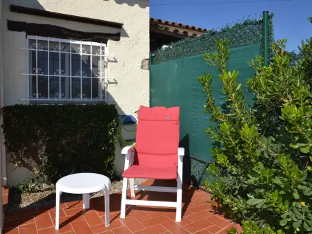 Maison avec Jardin, Terrasse et Piscine Commune à 3 km de la Plage à L'Estartit - Photo 6
