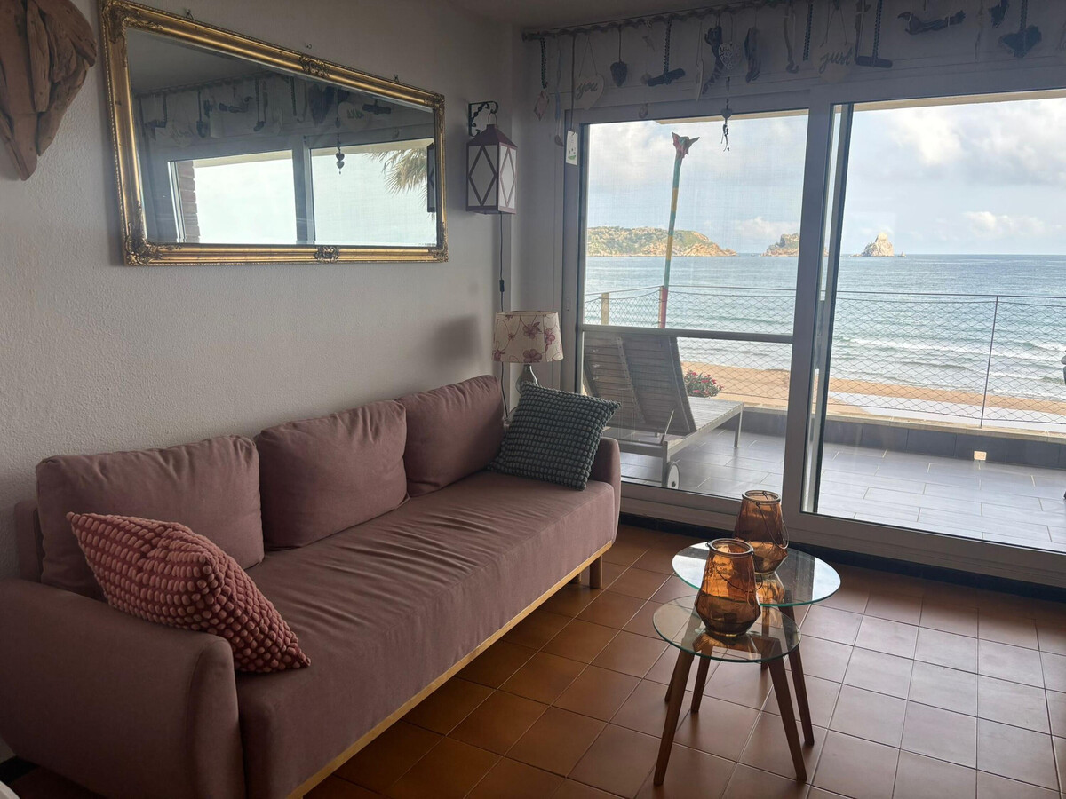 El Mirador : appartement les pieds dans l'eau à L'Estartit - Photo 6