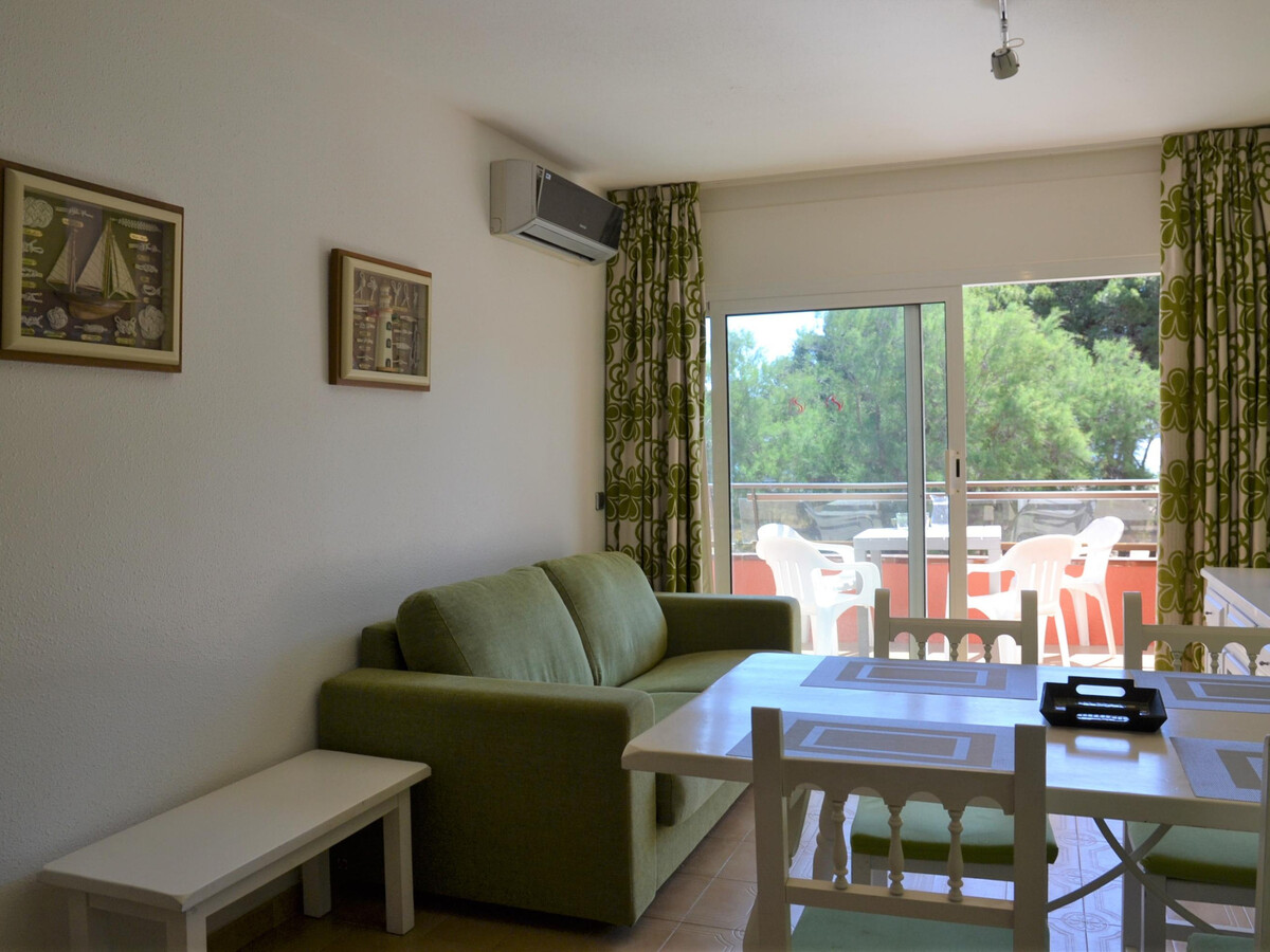 Bel Appartement en Bord de Mer avec Piscine, Terrasse et Climatisation à L'Estartit - Photo 7