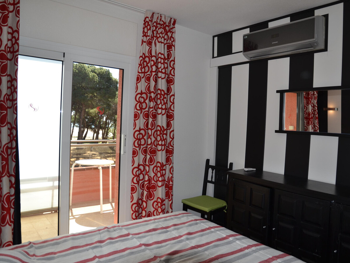Bel Appartement en Bord de Mer avec Piscine, Terrasse et Climatisation à L'Estartit - Photo 17