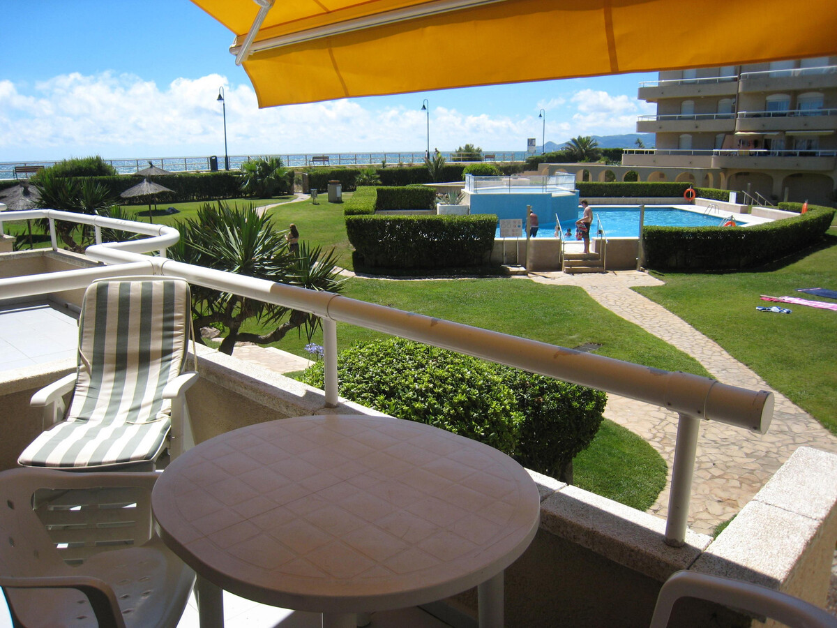Studio rénové bord de mer, accès direct plage à L'Estartit - Photo 1