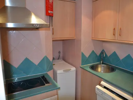 Roca Maura 5 - Appartement face à la plage avec piscine : photo 8