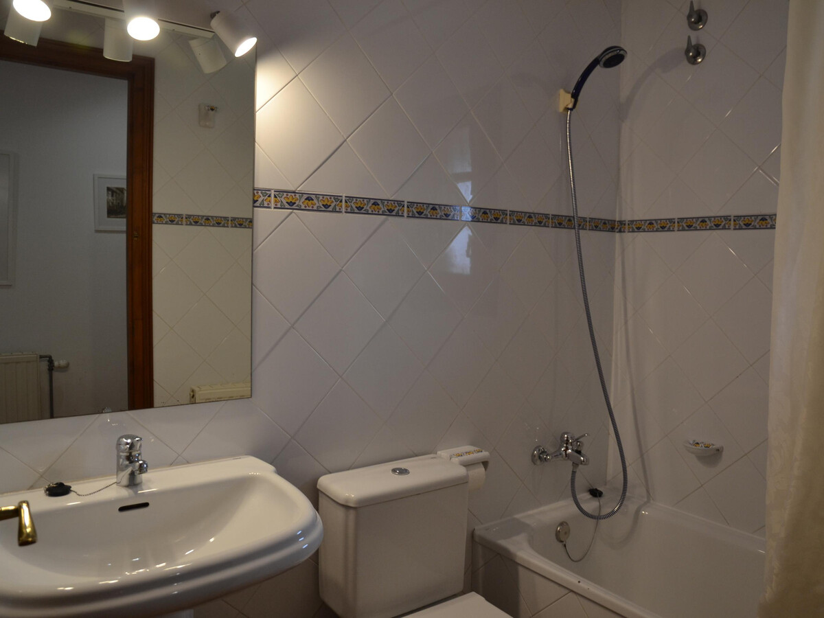 Villa avec Piscine Privée, Jardin Clôturé et Proche Plage- Idéale pour Familles! - Photo 23