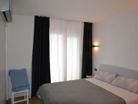 Appartement vue mer, plage et piscine commune à L'Estartit : photo 11