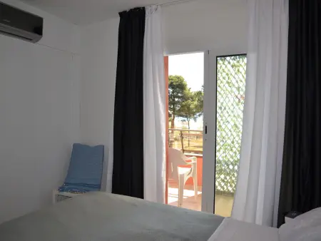 Appartement vue mer, plage et piscine commune à L'Estartit : photo 12