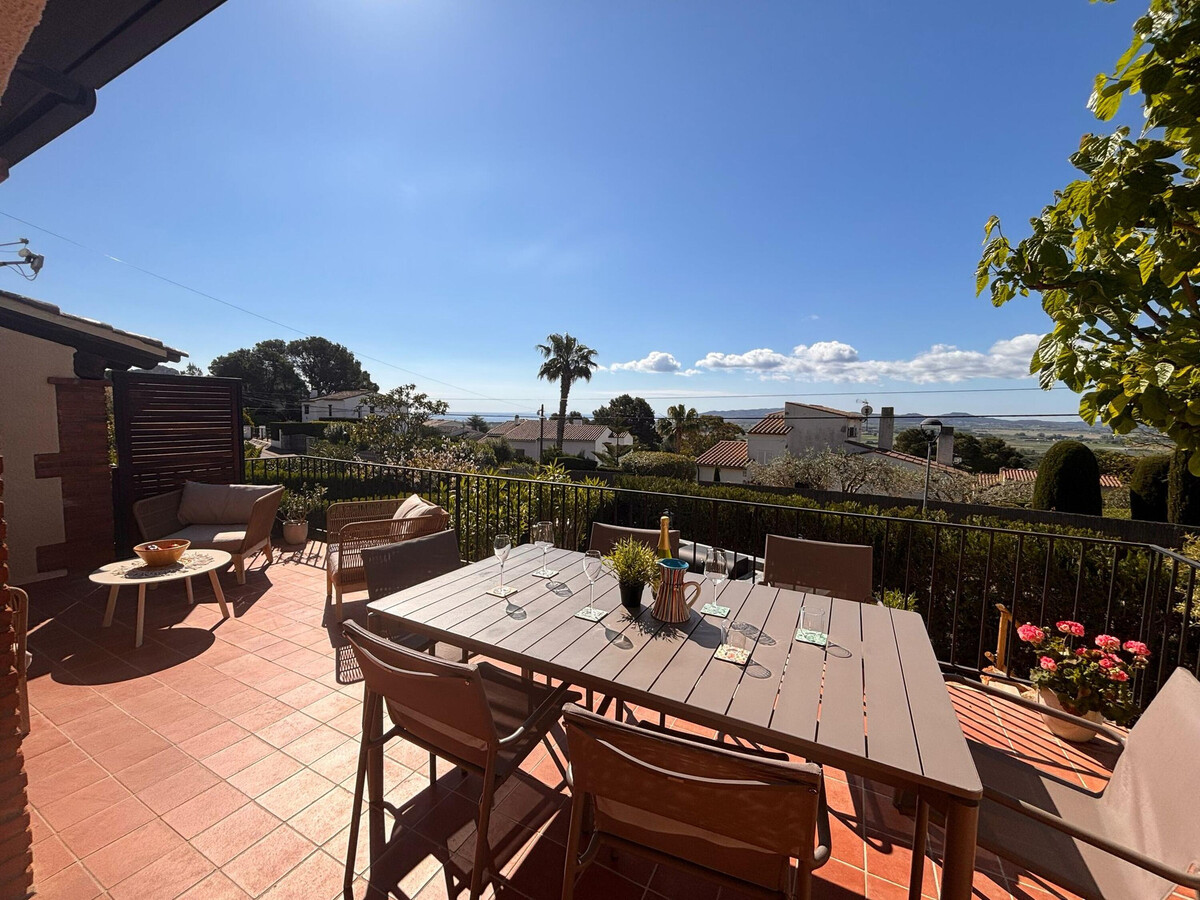 Maison d'angle avec piscine chauffée à L'Estartit - Photo 3