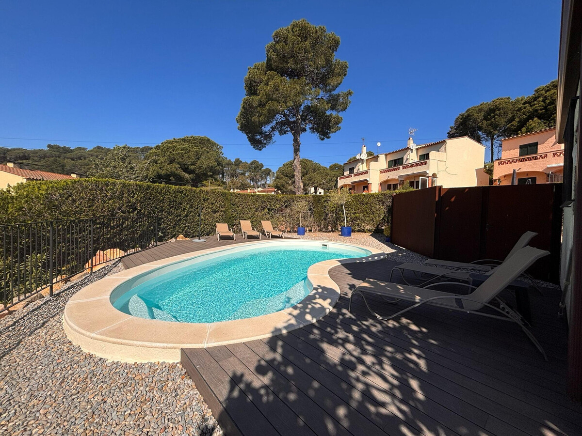 Maison d'angle avec piscine chauffée à L'Estartit - Photo 8