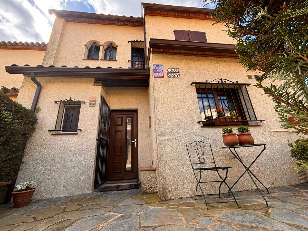 Maison d'angle avec piscine chauffée à L'Estartit - Photo 14