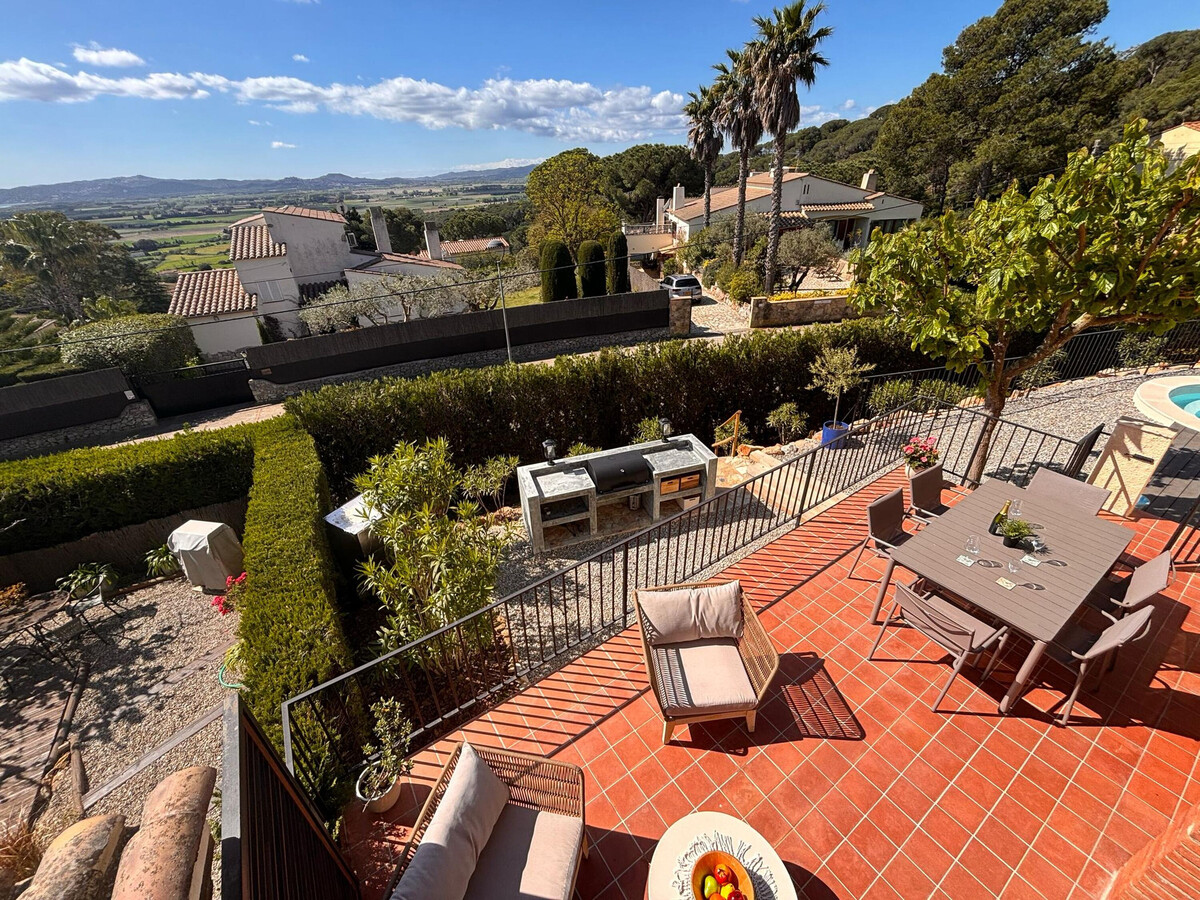 Maison d'angle avec piscine chauffée à L'Estartit - Photo 18