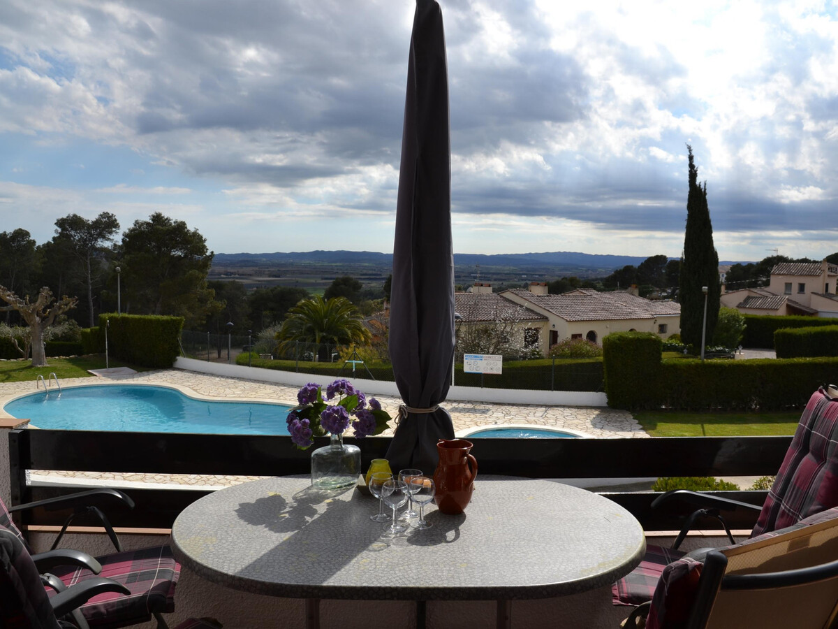 Maison familiale avec jardin et terrasse privée, piscine commune, proche de L'Estartit - Photo 5