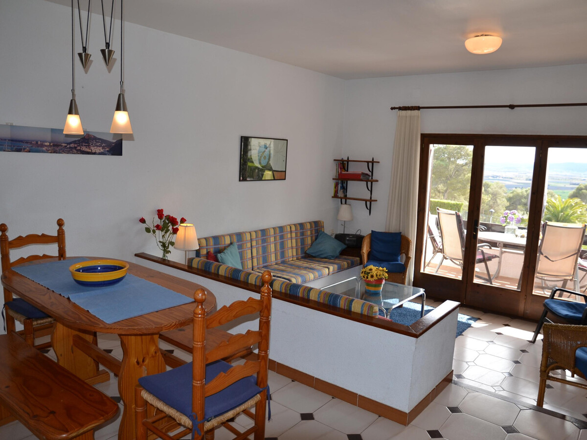 Maison familiale avec jardin et terrasse privée, piscine commune, proche de L'Estartit - Photo 10